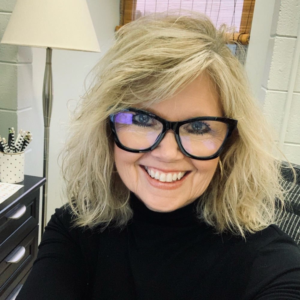 Meet your Posher, Lisha